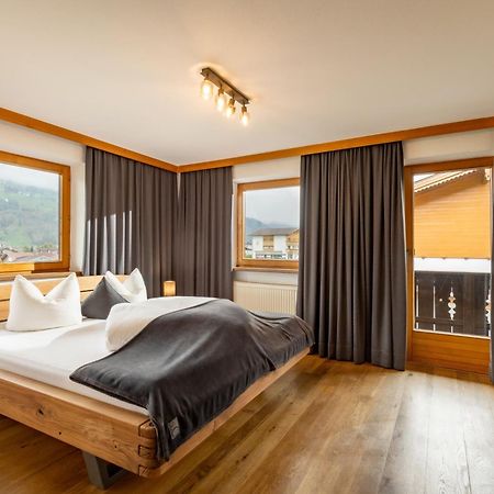 Апартаменты Haus Schroll Рид-им-Циллерталь Экстерьер фото